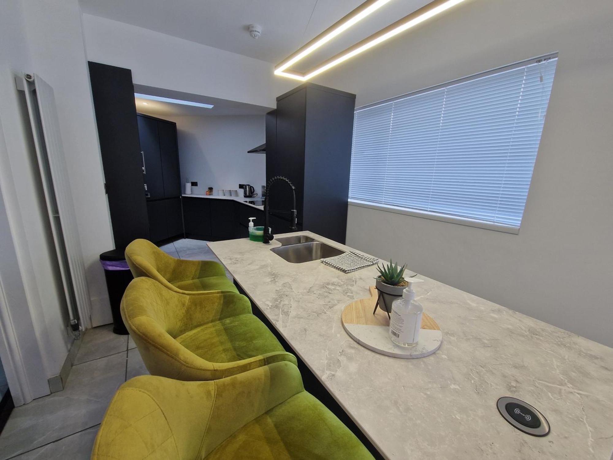 Modern Detached 3 Bedroom With Off-road Parking & Bike Store * Abercanaid